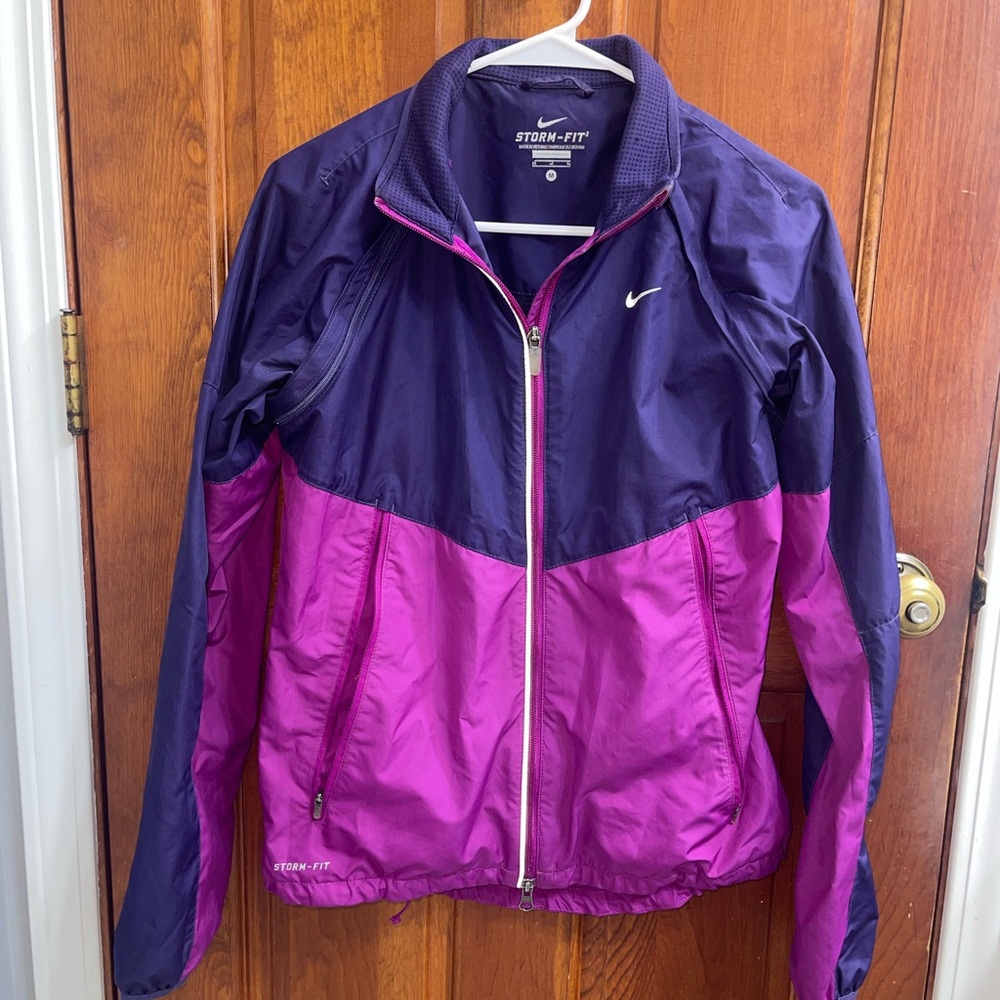 Vintage Nike Women's Purple Windbreaker